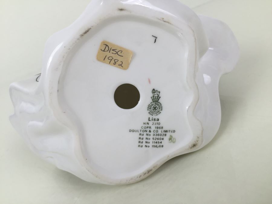 Royal Doulton Figure 'Lisa' HN2310 1968 [Photo 3]