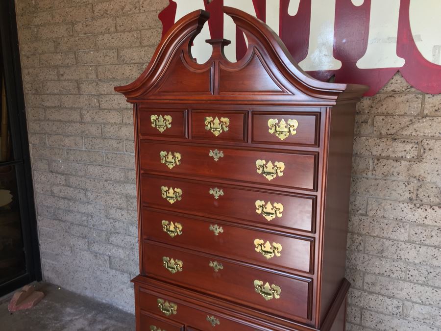 Chippendale Style Highboy Dresser Chest Of Drawers [Photo 8]
