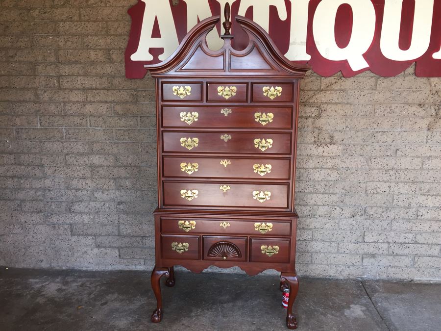 Chippendale Style Highboy Dresser Chest Of Drawers [Photo 16]