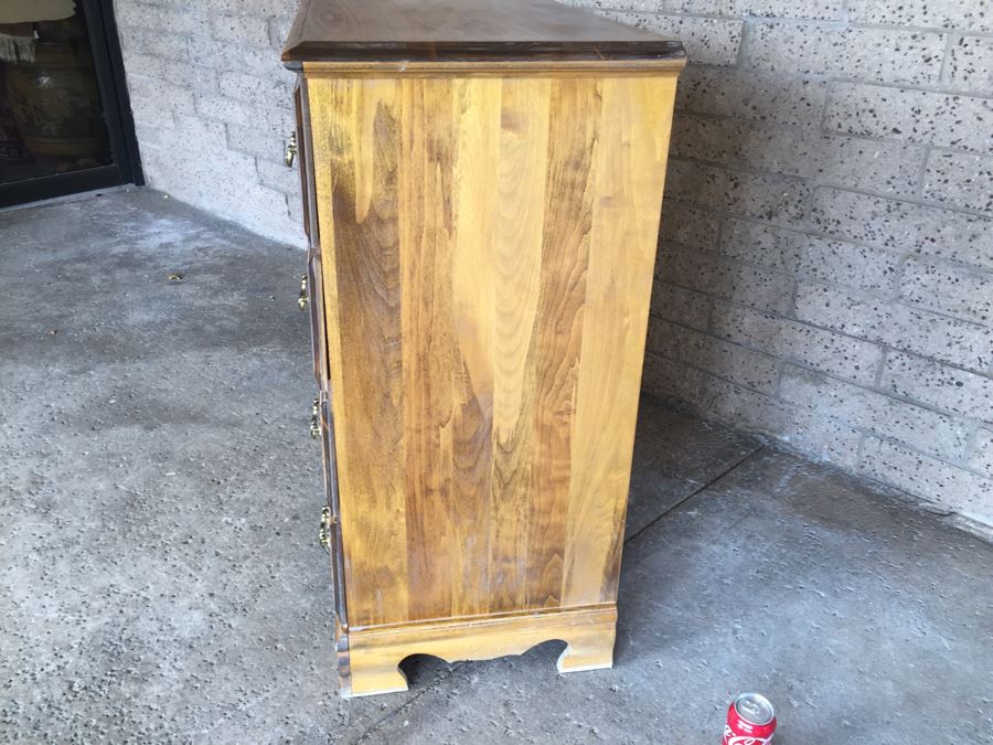 4-Drawer Wooden Chest Of Drawers Dresser [Photo 8]