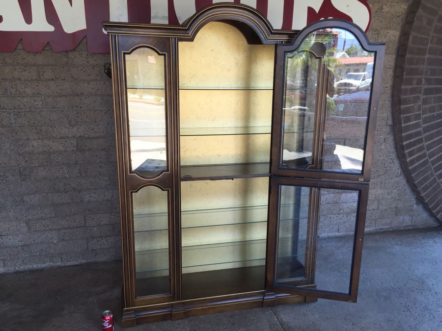 China Curio Cabinet With Gold Accents Lighted