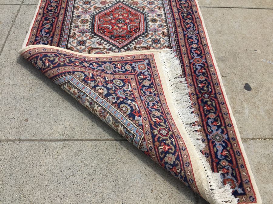 Beautiful Hand Knotted Wool Runner Persian Rug 102' x 32' [Photo 3]