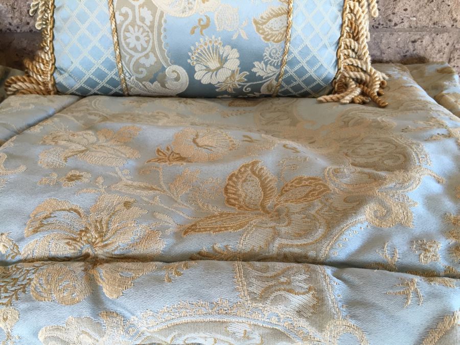 Croscill King Size Bedding Comforter, Bed Skirt And 2 Pillows [Photo 3]