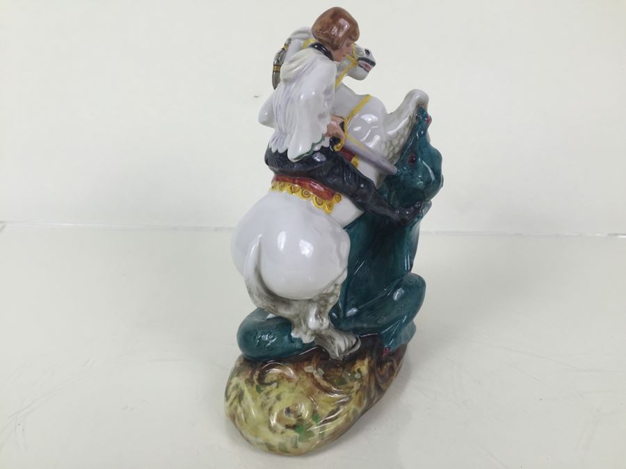 Royal Doulton Figure 'St. George' HN2051 1949 [Photo 14]