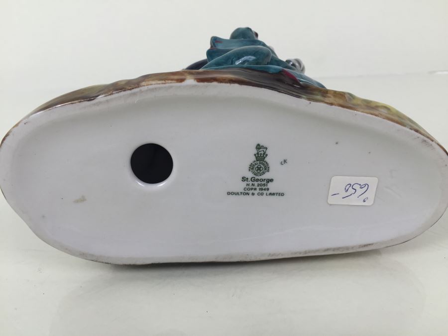 Royal Doulton Figure 'St. George' HN2051 1949 [Photo 3]