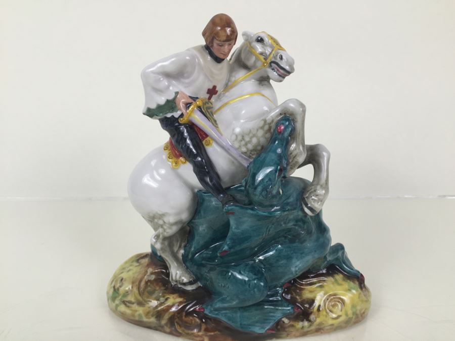 Royal Doulton Figure 'St. George' HN2051 1949 [Photo 1]