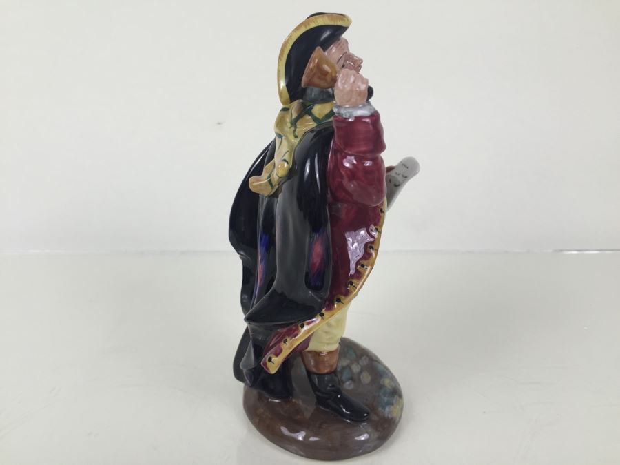 Royal Doulton Figure 'Town Crier' HN2119 1952 [Photo 11]