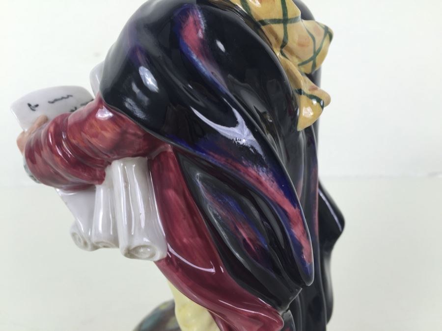 Royal Doulton Figure 'Town Crier' HN2119 1952 [Photo 8]