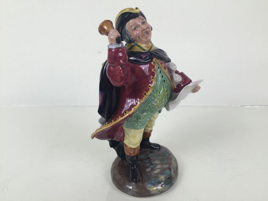 Royal Doulton Figure 'Town Crier' HN2119 1952 [Photo 12]