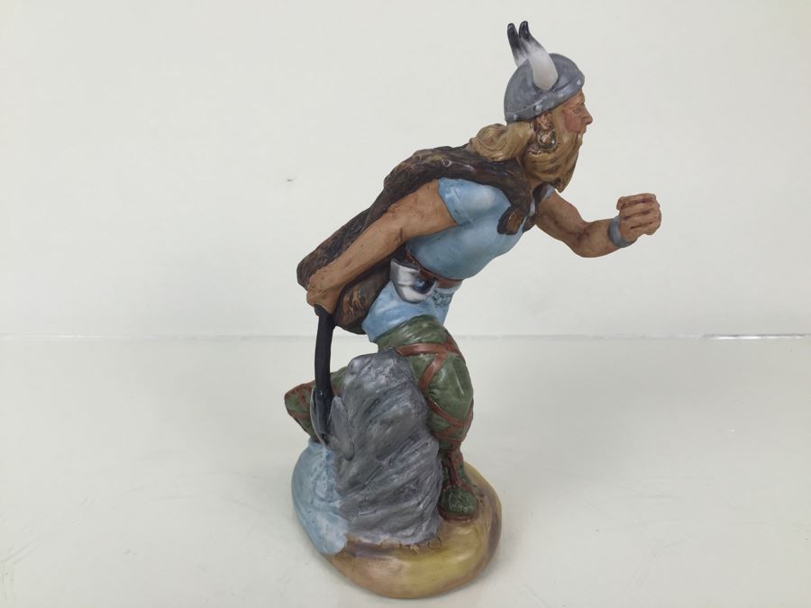 Royal Doulton Figure 'Viking' HN2375 1972 Matte Finish Retails $325 [Photo 10]