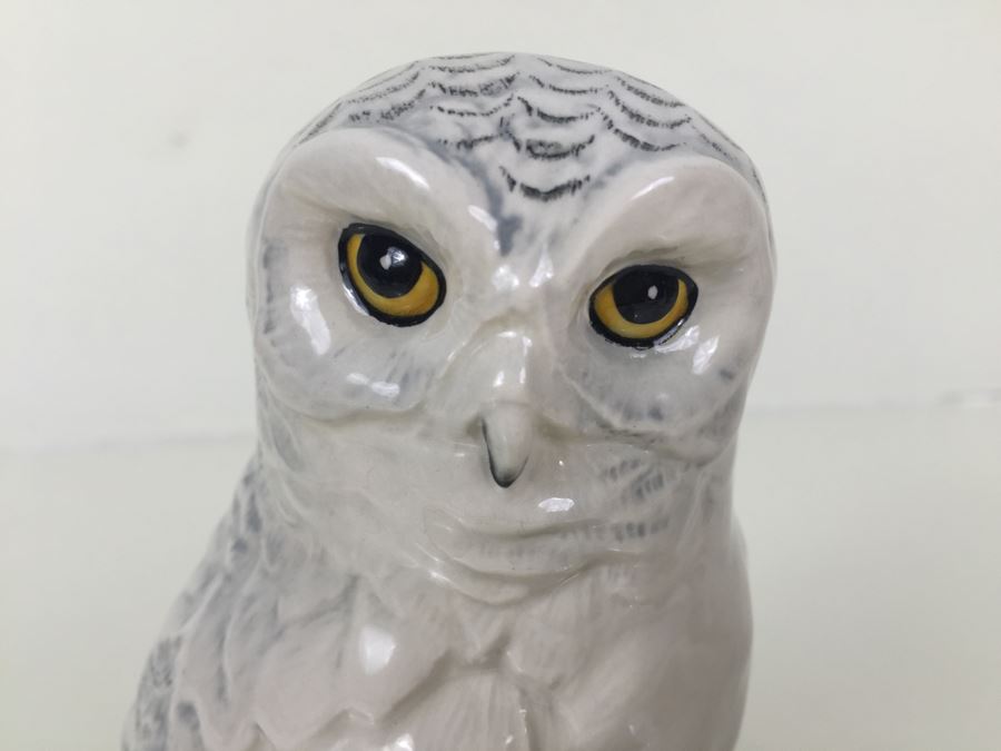 Royal Doulton Character Jug Liquor Decanter Whyte & Mackay Scotch Whisky 'Snowy Owl'  [Photo 2]
