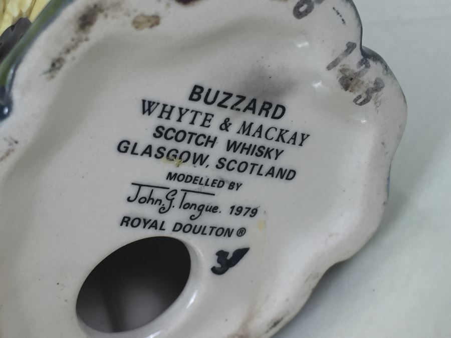 Royal Doulton Character Jug Liquor Decanter Whyte & Mackay Scotch Whisky 'Buzzard' 1979 [Photo 3]