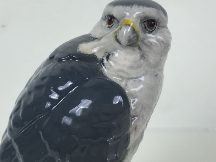 Royal Doulton Character Jug Liquor Decanter Whyte & Mackay Scotch Whisky 'Merlin' [Photo 2]