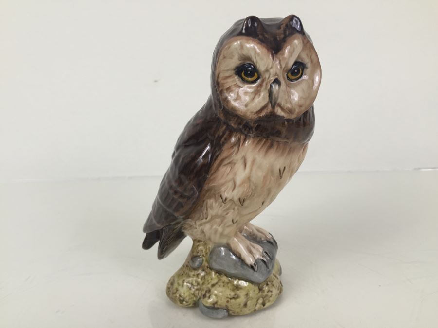 Royal Doulton Character Jug Liquor Decanter Whyte & Mackay Scotch Whisky 'Short-Eared Owl' [Photo 1]