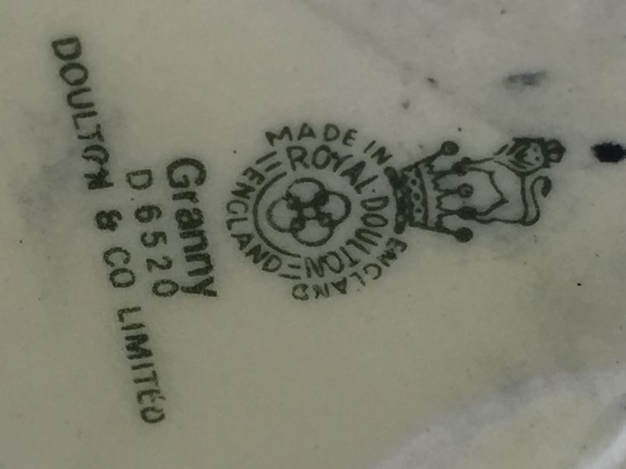 Royal Doulton Small Character Jug 'Granny' D6520 [Photo 9]
