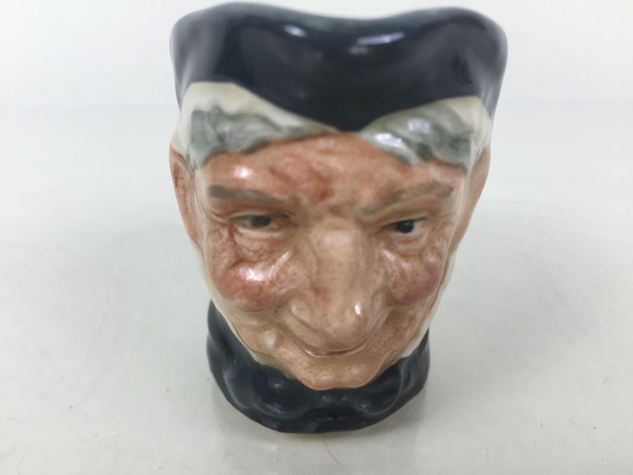 Royal Doulton Small Character Jug 'Granny' D6520 [Photo 1]