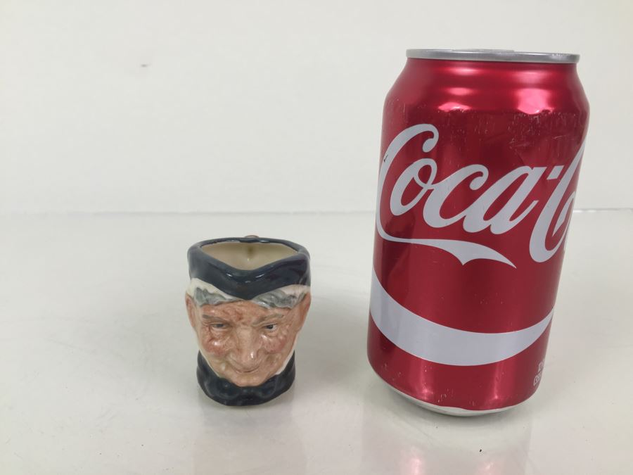 Royal Doulton Small Character Jug 'Granny' D6520 [Photo 4]