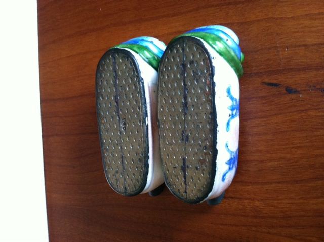 Chinese Cloisonne Ashtray Shoe [Photo 5]