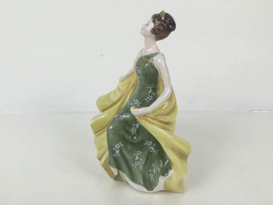 Royal Doulton Figure 'Alexandra' HN2398 1969 [Photo 8]