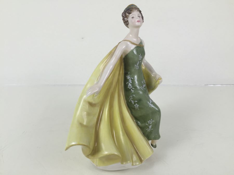 Royal Doulton Figure 'Alexandra' HN2398 1969 [Photo 10]