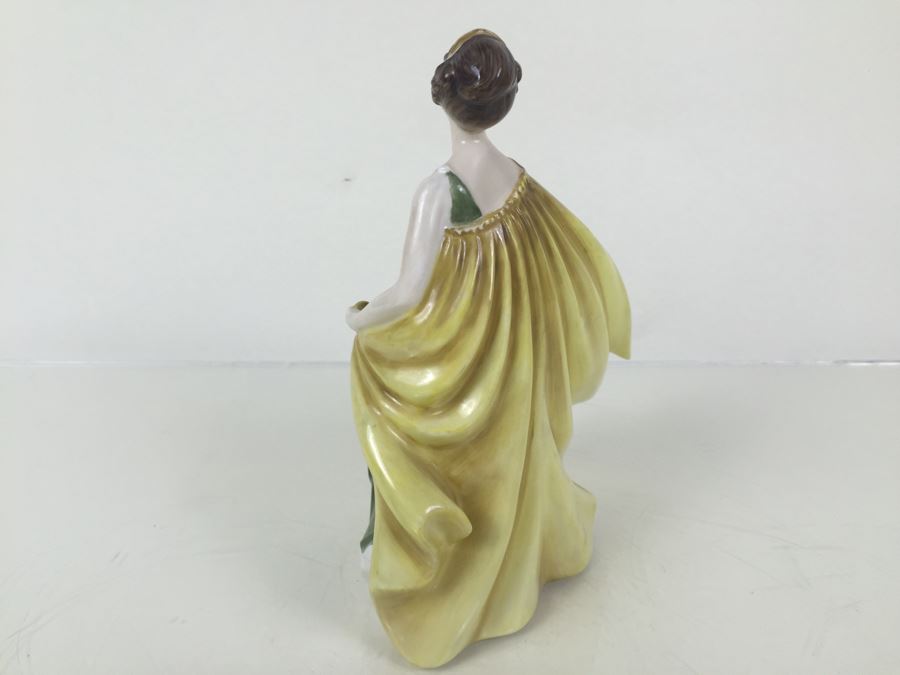 Royal Doulton Figure 'Alexandra' HN2398 1969 [Photo 9]
