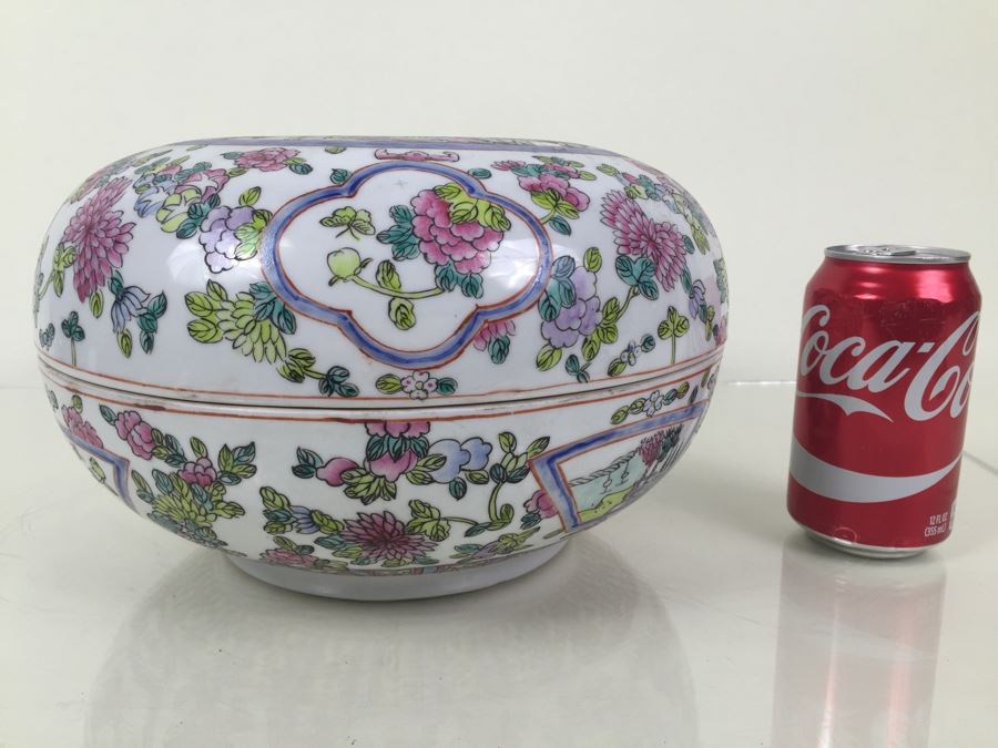 Beautiful Large Signed Chinese Lidded Bowl [Photo 17]