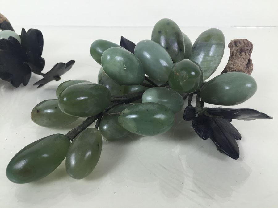Pair Of Stone Marble Jade Fruit Grape Cluster [Photo 2]