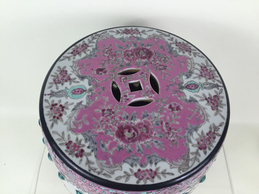 Large Beautiful Chinese Garden Stool [Photo 9]