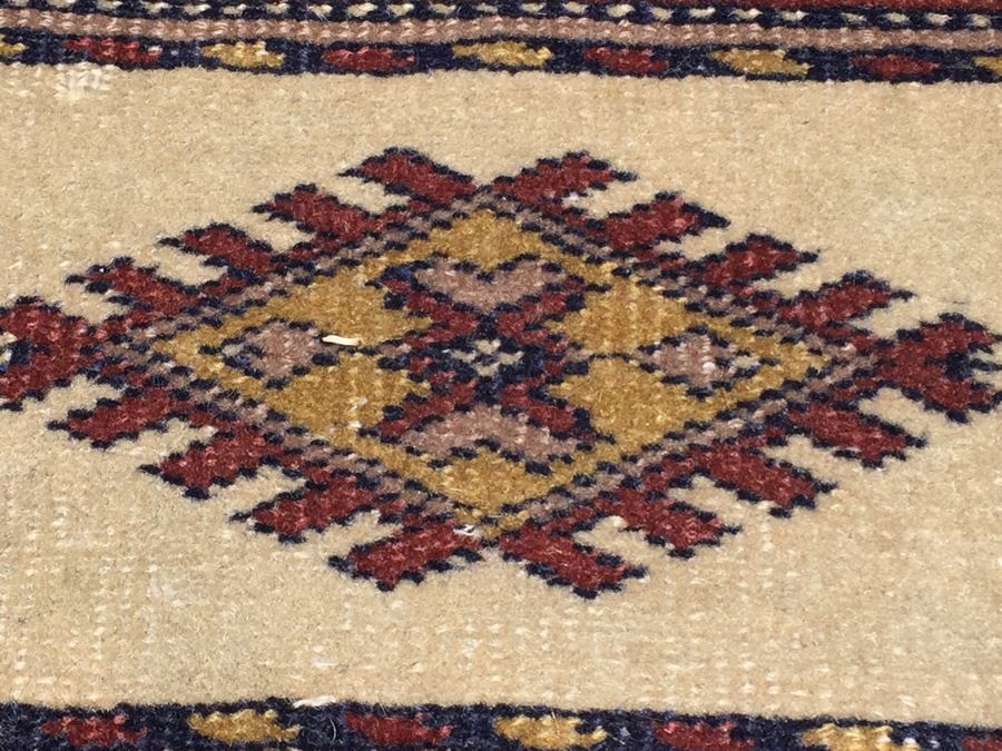 Beautiful Hand Woven Wool Persian Area Rug Geometric Patterns Measures [Photo 4]