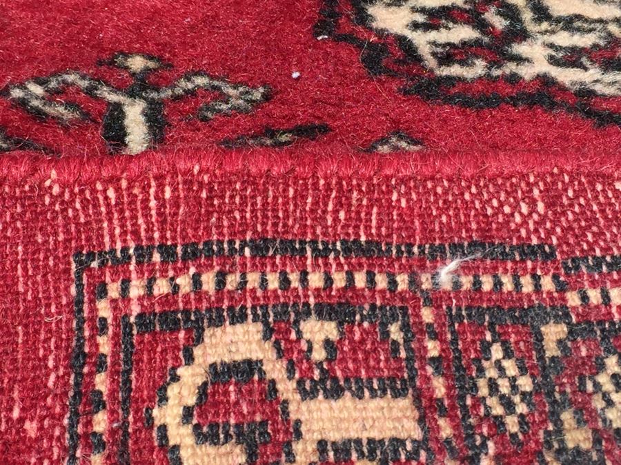 Beautiful Hand Woven Wool Persian Area Rug Measures [Photo 6]