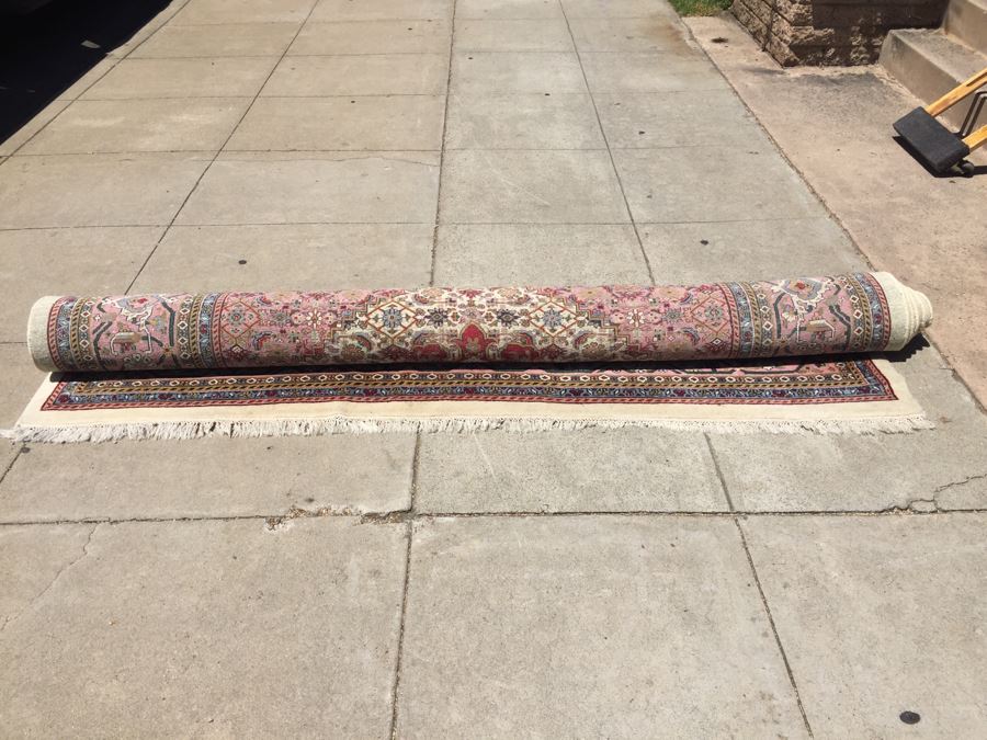 Beautiful Large Hand Woven Wool Persian Area Rug Measures [Photo 4]