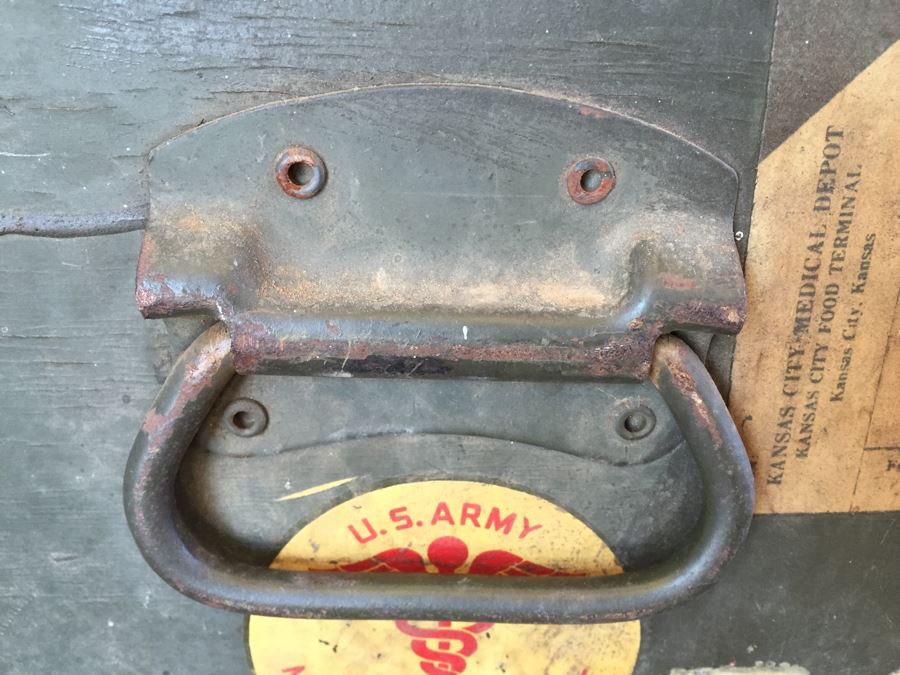 U.S. Army Medical Department Green Trunk [Photo 11]