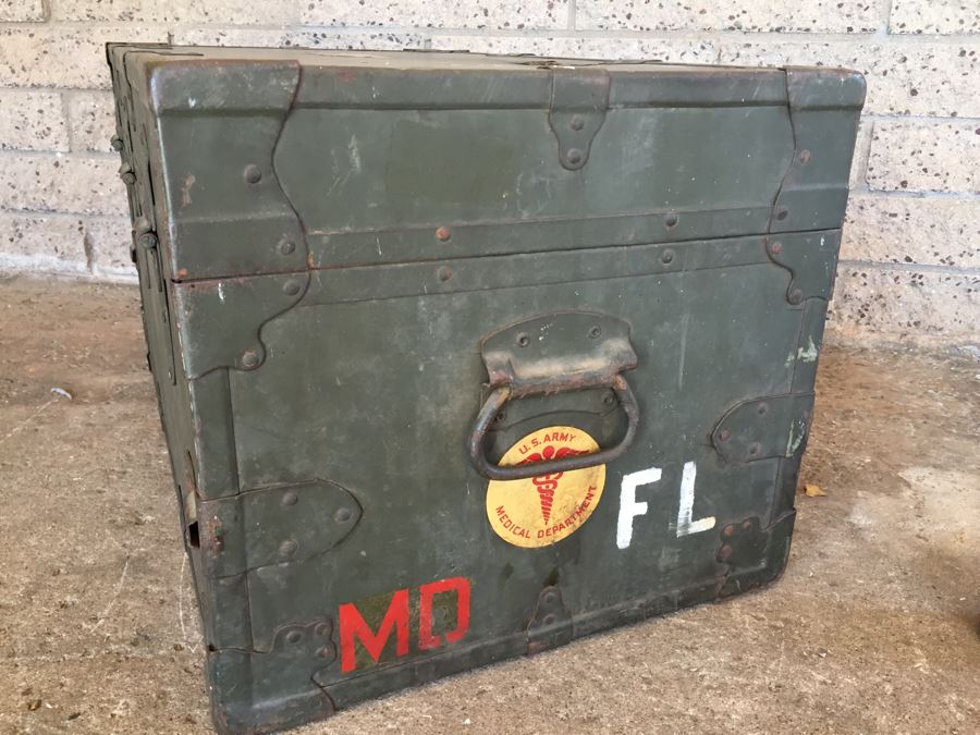 U.S. Army Medical Department Green Trunk [Photo 16]