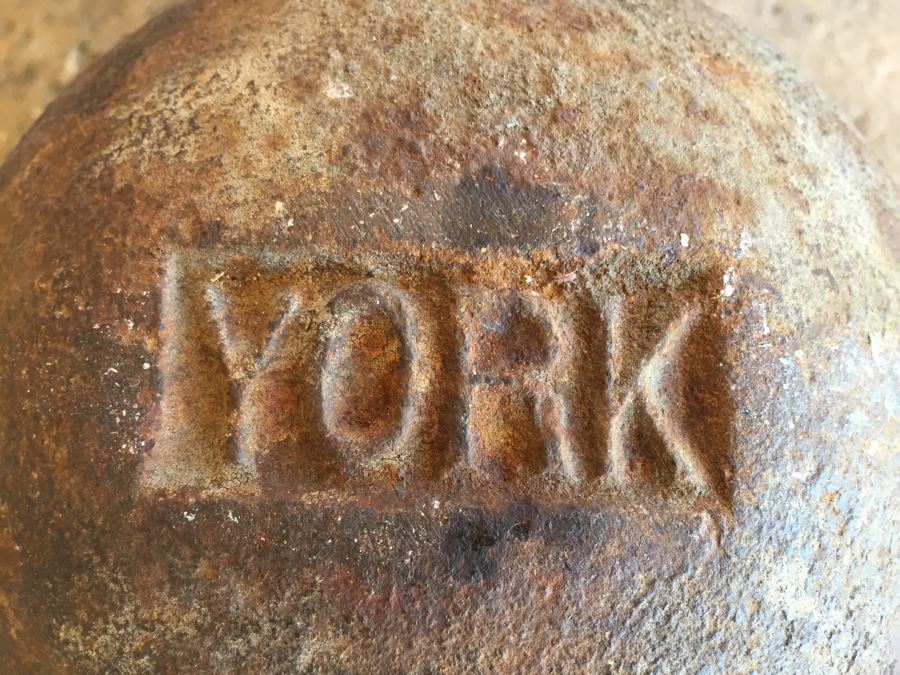 Antique Vintage Round YORK Cast Iron Dumbbell Very Heavy Marked 90 Will Weigh [Photo 5]