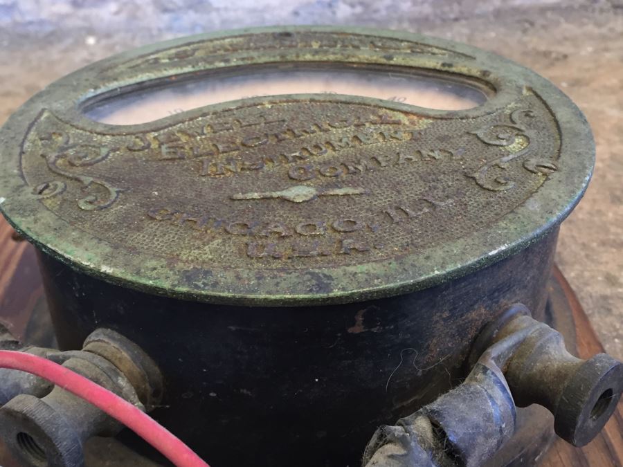 Large Antique Jewell Electrical Instrument Company Industrial Metal Voltmeter And Ammeter Gauges Mounted On Board With Wires Chicago Ill USA [Photo 10]