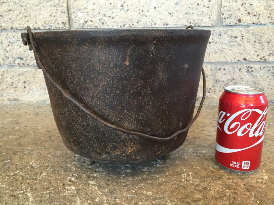 Vintage Cast Iron Metal Footed Pot With Handle [Photo 1]