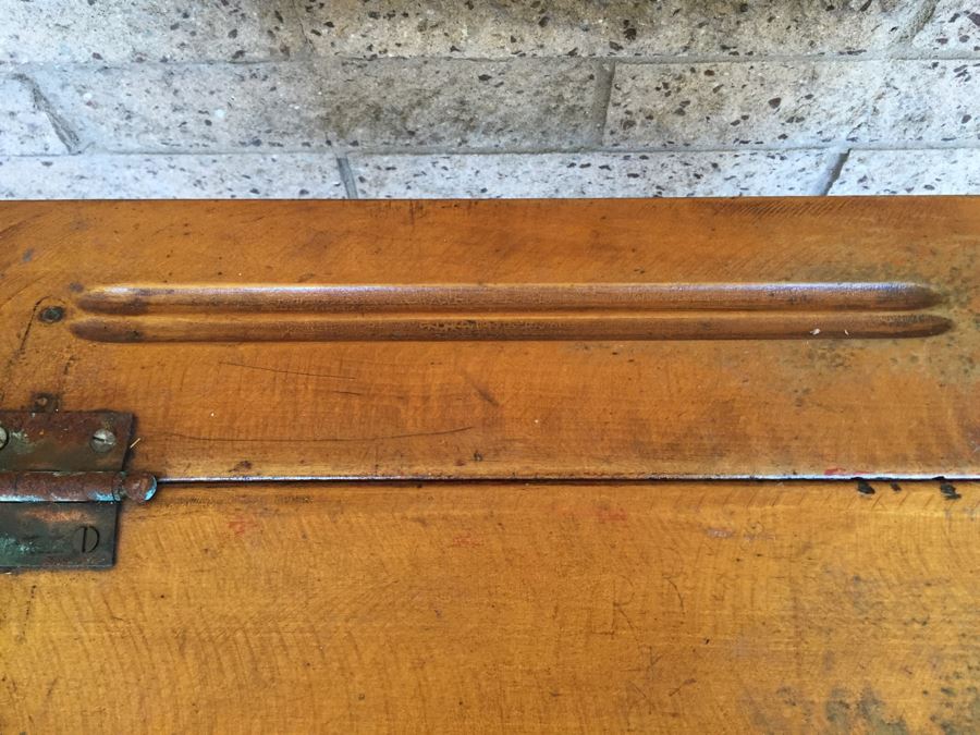 Vintage Metal And Wood Child's School Desk With Inkwell Gold Stencil [Photo 7]