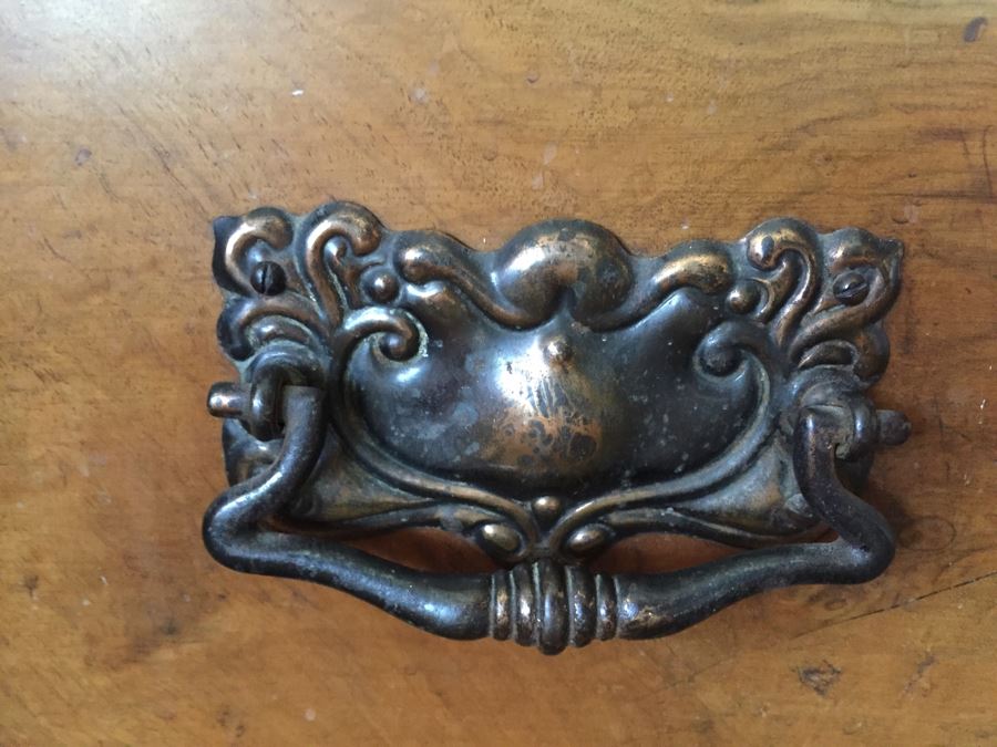 Beautiful Antique Armoire Estimate $2,500 [Photo 19]