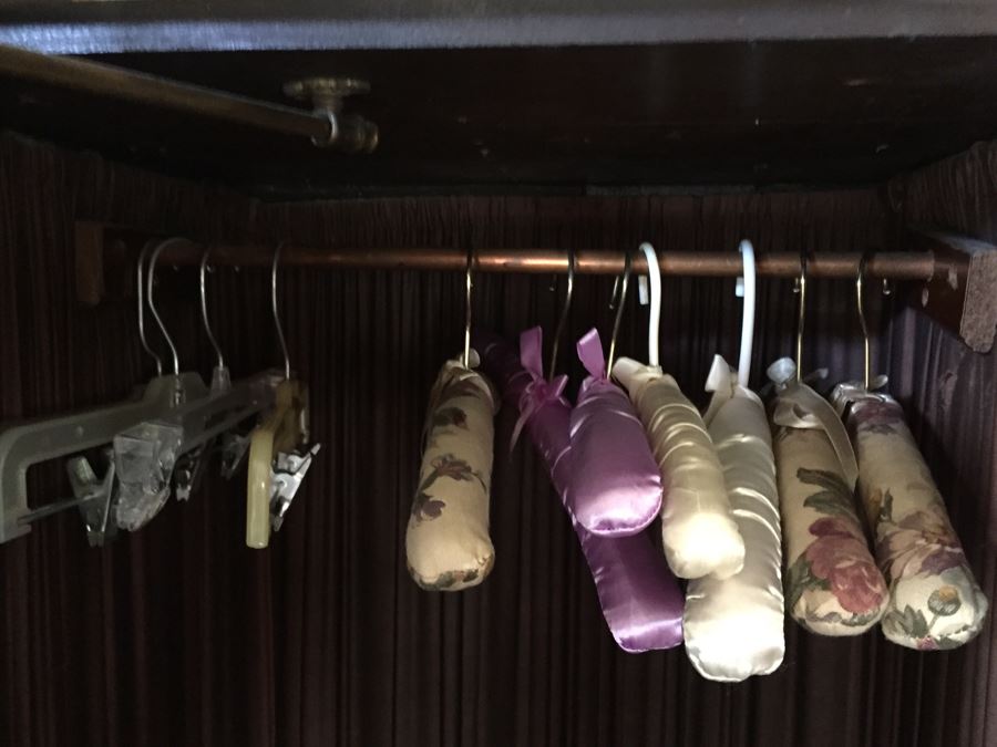 Beautiful Antique Armoire Estimate $2,500 [Photo 16]