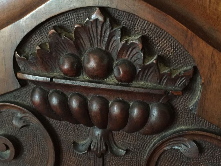 Beautiful Antique Armoire Estimate $2,500 [Photo 8]