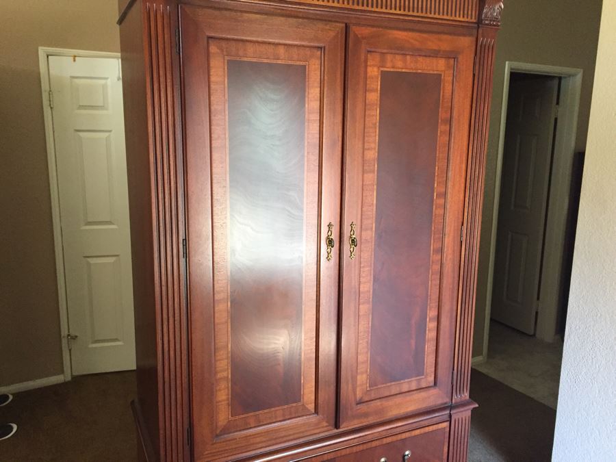 Nice Ethan Allen Armoire Estimate $1,900 [Photo 6]