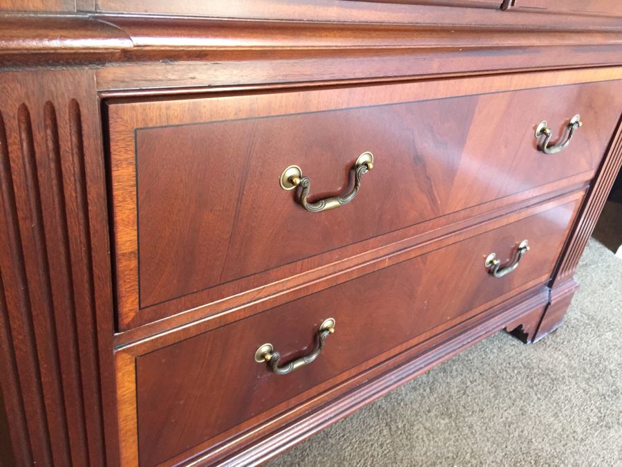 Nice Ethan Allen Armoire Estimate $1,900 [Photo 8]