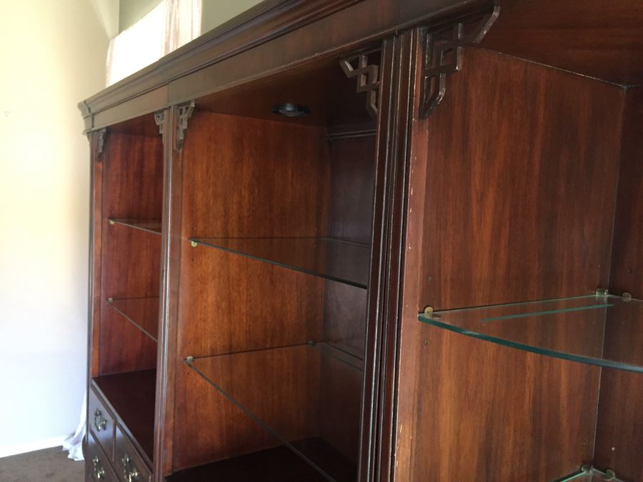 Stunning Drexel Chinoiserie Four Piece Wall Unit Display Cabinet Estimate $2,000 [Photo 7]