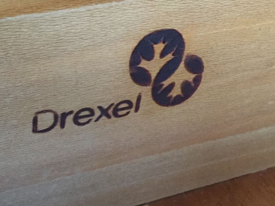 Stunning Drexel Chinoiserie Four Piece Wall Unit Display Cabinet Estimate $2,000 [Photo 3]