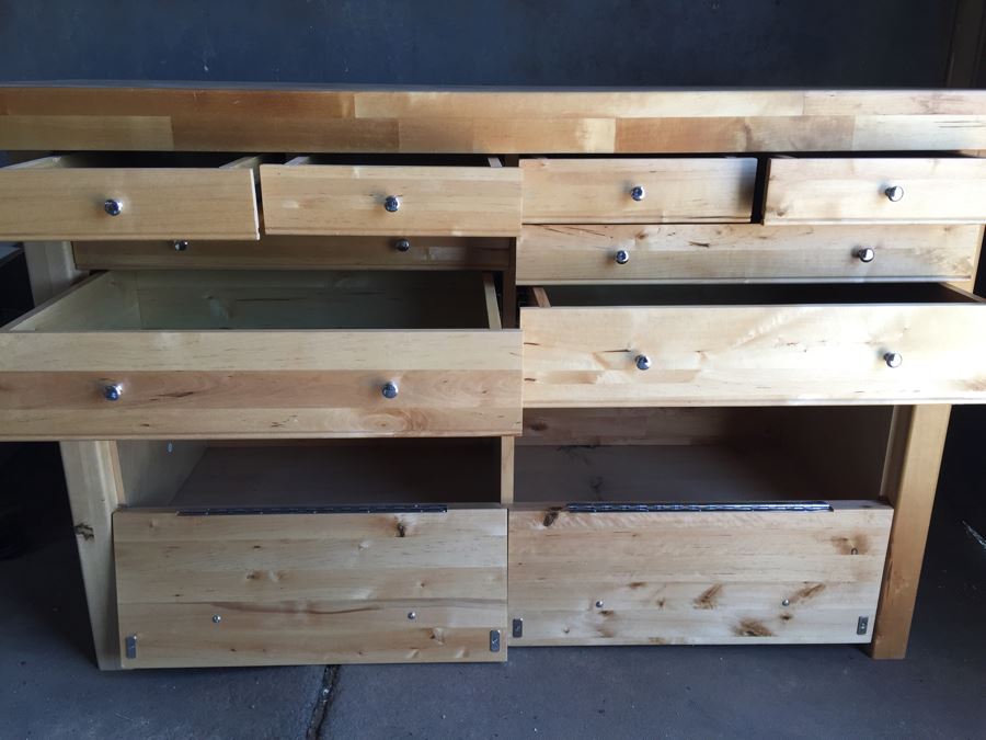 Butcher Block Tool Work Bench Cabinet Tons Of Storage [Photo 10]