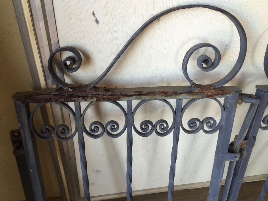 Vintage Wrought Iron Gate [Photo 5]