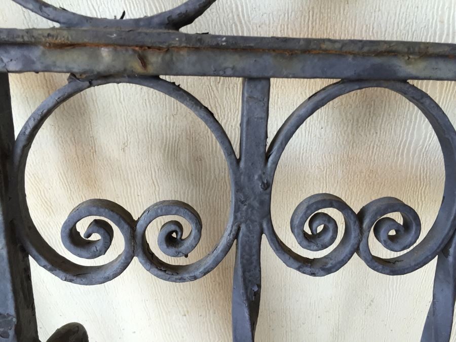 Vintage Wrought Iron Gate [Photo 4]