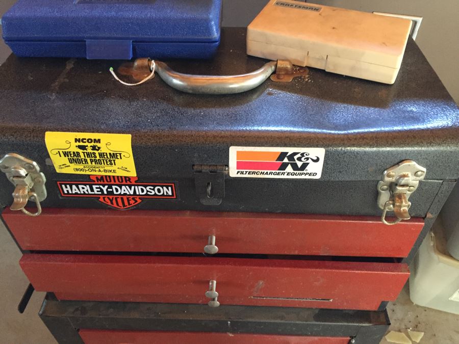 Rolling Tool Box With Tools [Photo 2]