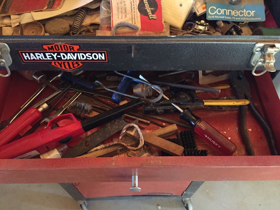 Rolling Tool Box With Tools [Photo 3]