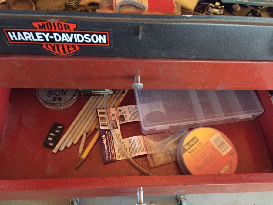 Rolling Tool Box With Tools [Photo 8]